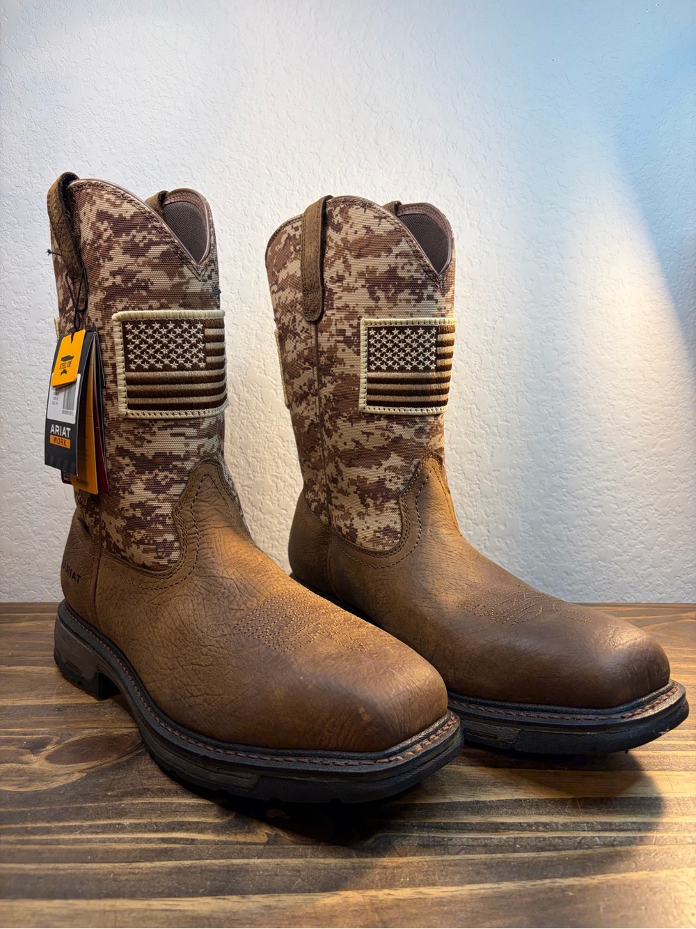 ARIAT WorkHog Patriot American Flag Camo Steel Toe Work Boots Mens Sz 14D NEW